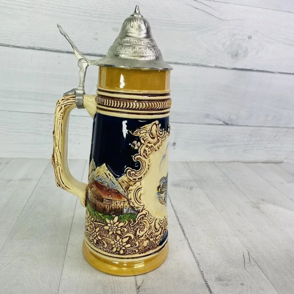Vintage Original King Western Germany OBERAMMERGAU Handled Lidded 700 Beer Stein